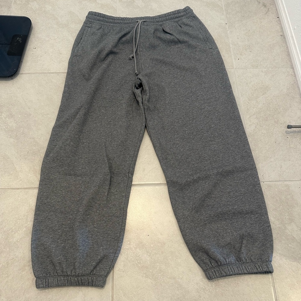 Skims Mens Grey Sweatpants